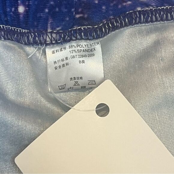 NEW Thinkgeek Black & Purple Galaxy Tie Dye Printed Leggings One Size - Picture 4 of 4